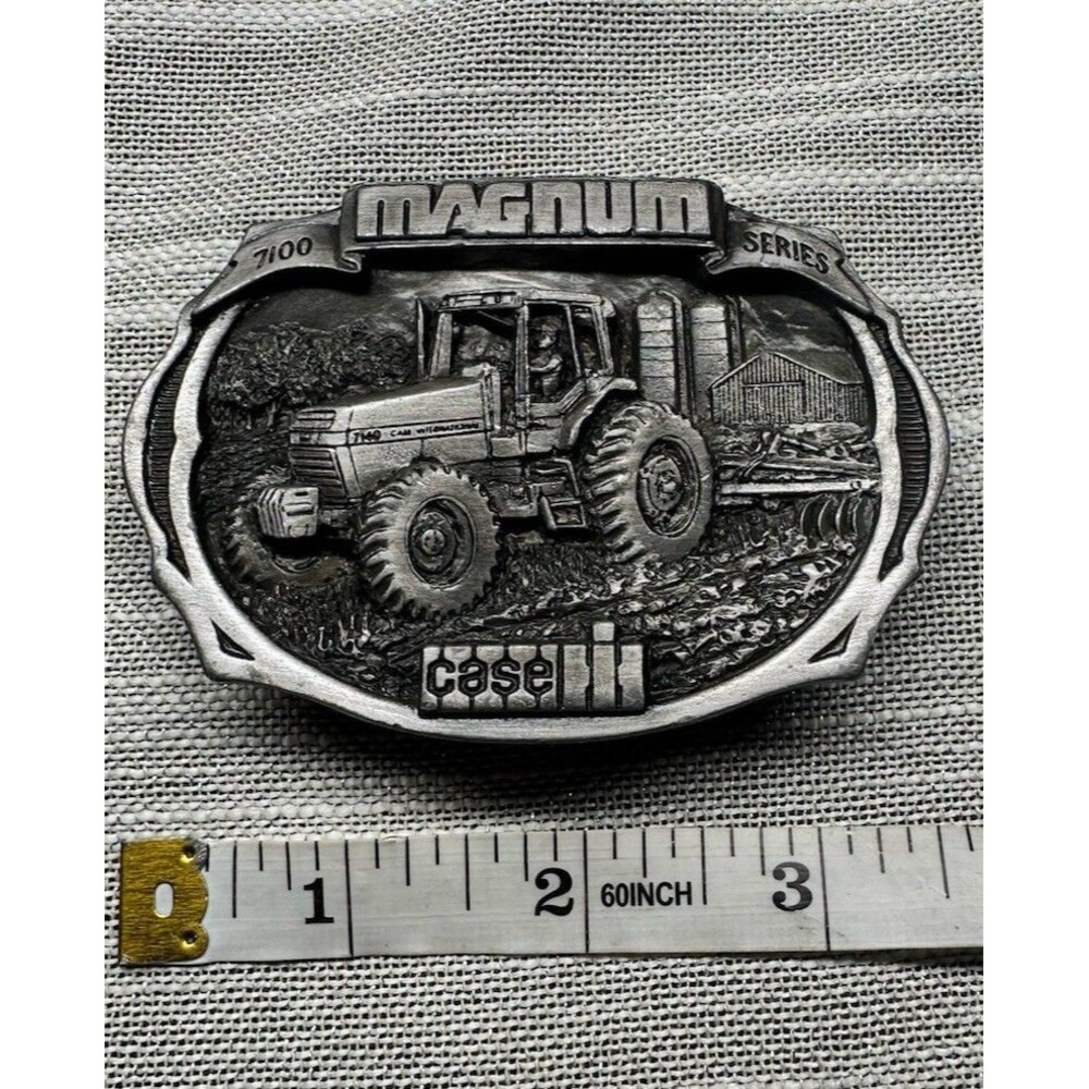 Vintage 1987 Case IH MAGNUM Tractor Pewter Belt Buckle 7100 Series
